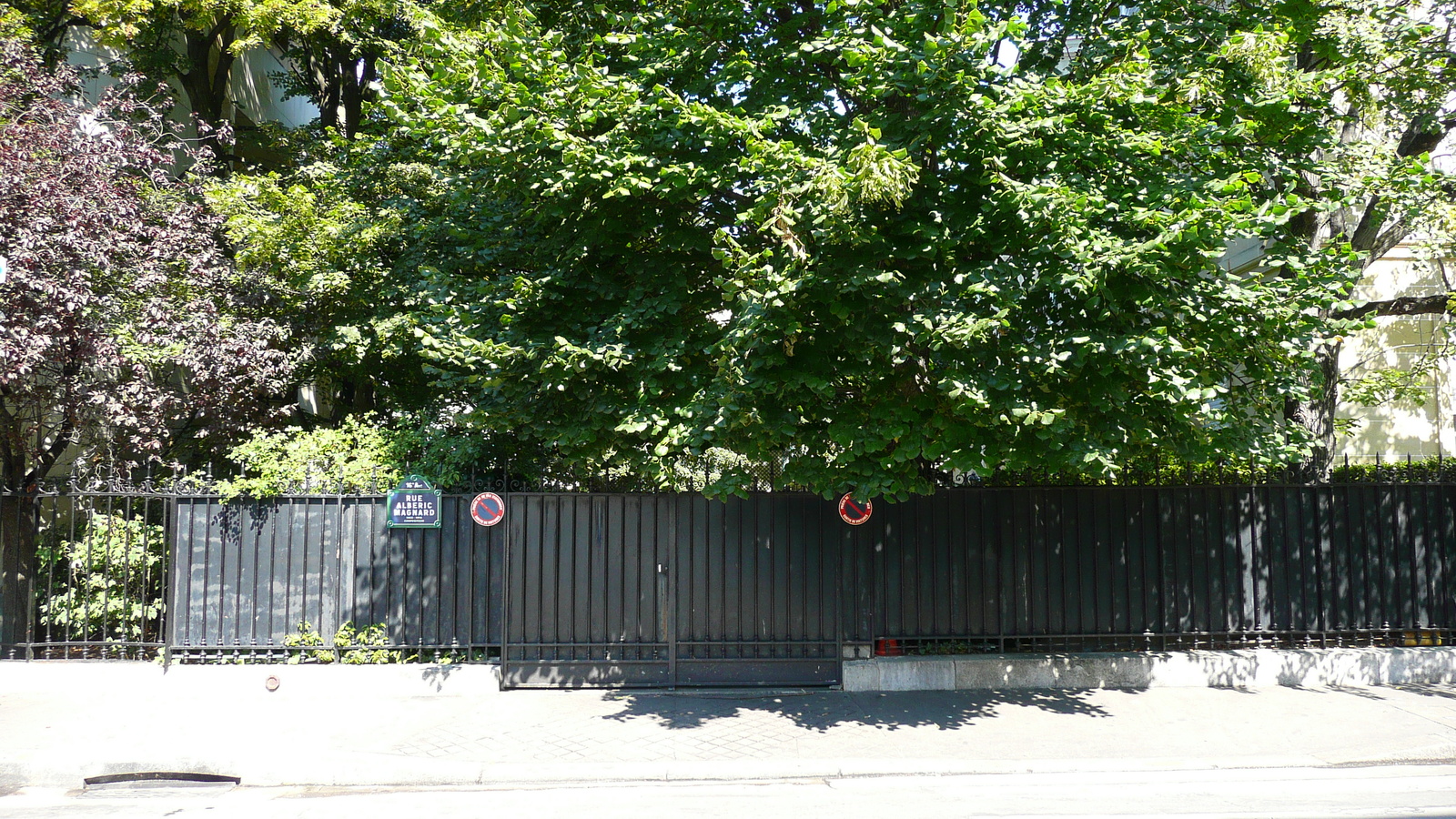 รูปถ่าย ฝรั่งเศส(France) ปารีส(Paris) คุ้มที่ 16(16th Arrondissement) ถนนอัลเบริก-มาญาร์(Rue Alberic Magnard) 2007-08 11