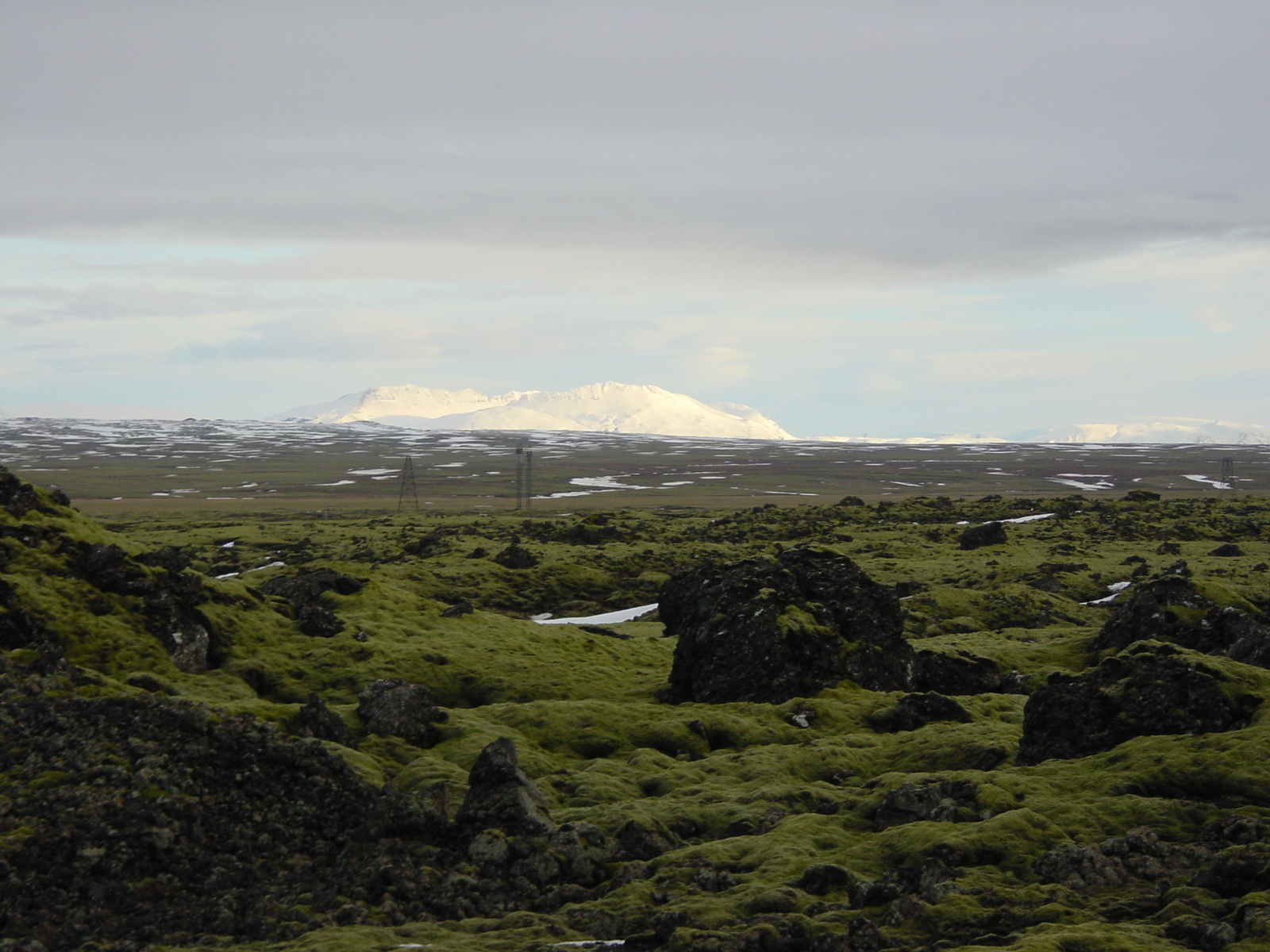 รูปถ่าย ไอซ์แลนด์(Iceland) ถนนหมายเลข 39 ไปเรคยาวิก(Road 39 to Reykjavik) 2003-03 25