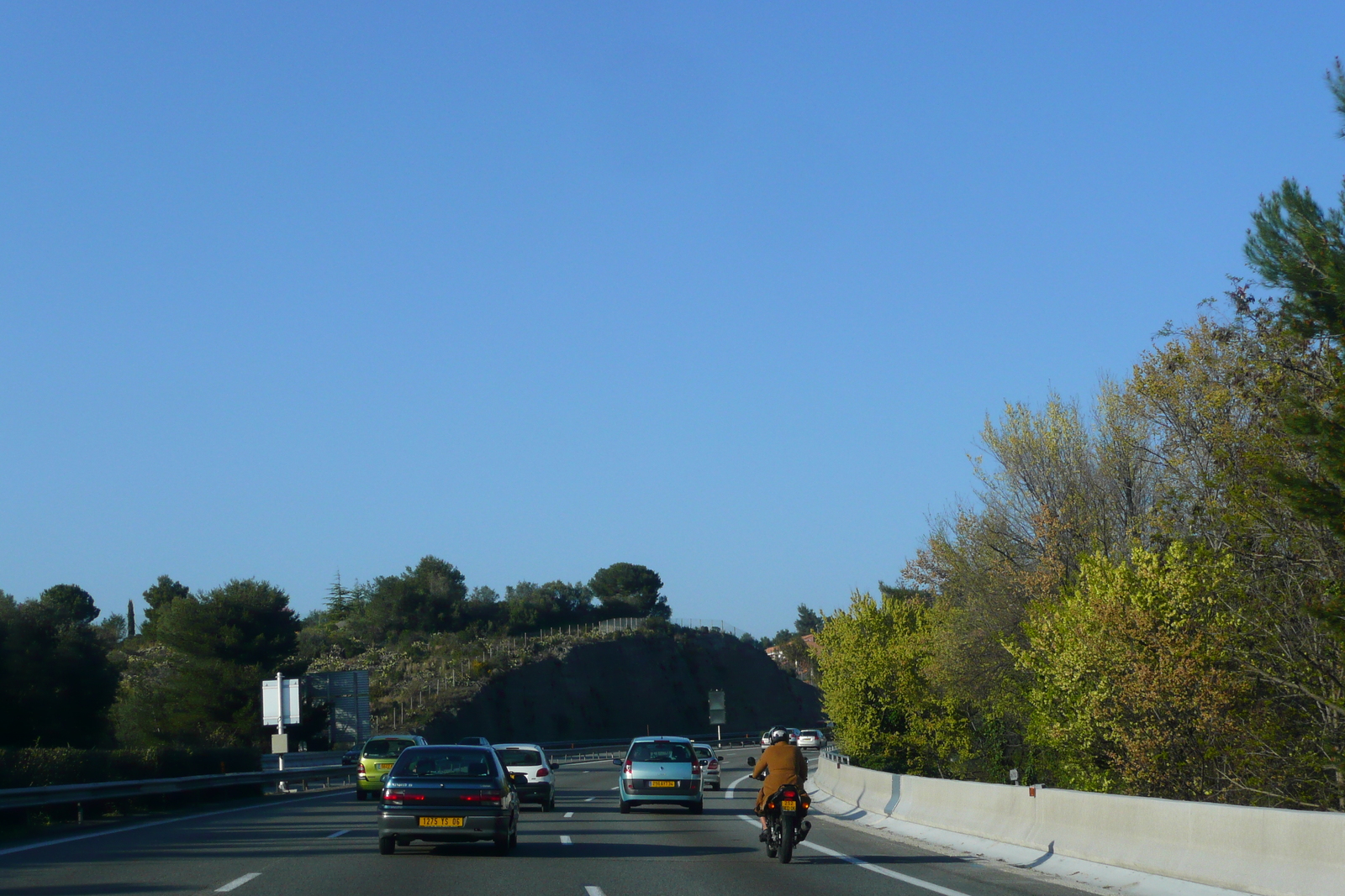รูปถ่าย ฝรั่งเศส(France) เฟรนช์ริวิเอรา(French Riviera) ถนนจากคานส์ไปกาญ(Cannes to Cagnes road) 2008-03 27