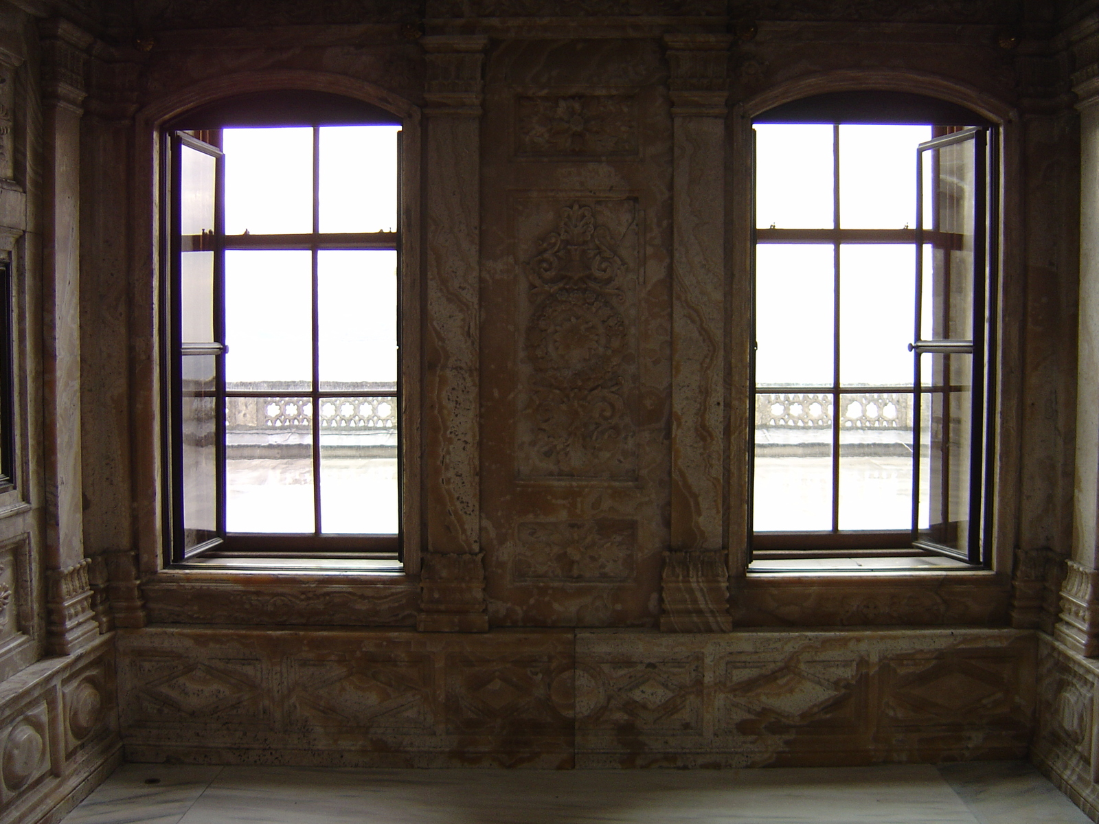 รูปถ่าย ตุรกี(Turkey) อิสตันบูล(Istanbul) พระราชวังโดลมาบาห์เช(Dolmabahce Palace) 2004-12 85