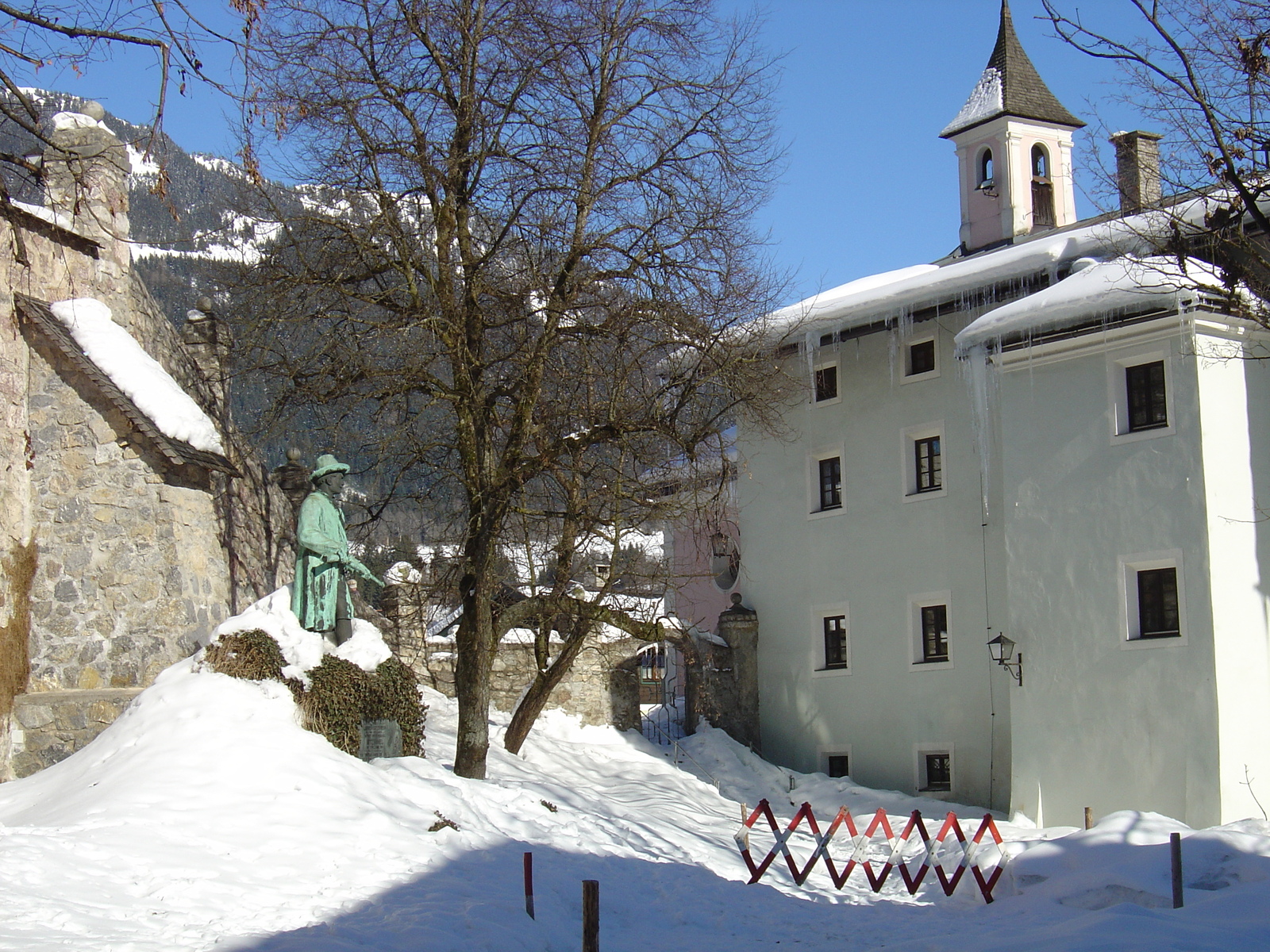 รูปถ่าย ออสเตรีย(Austria) คิทซ์บูเฮล(Kitzbuhel) 2005-03 22
