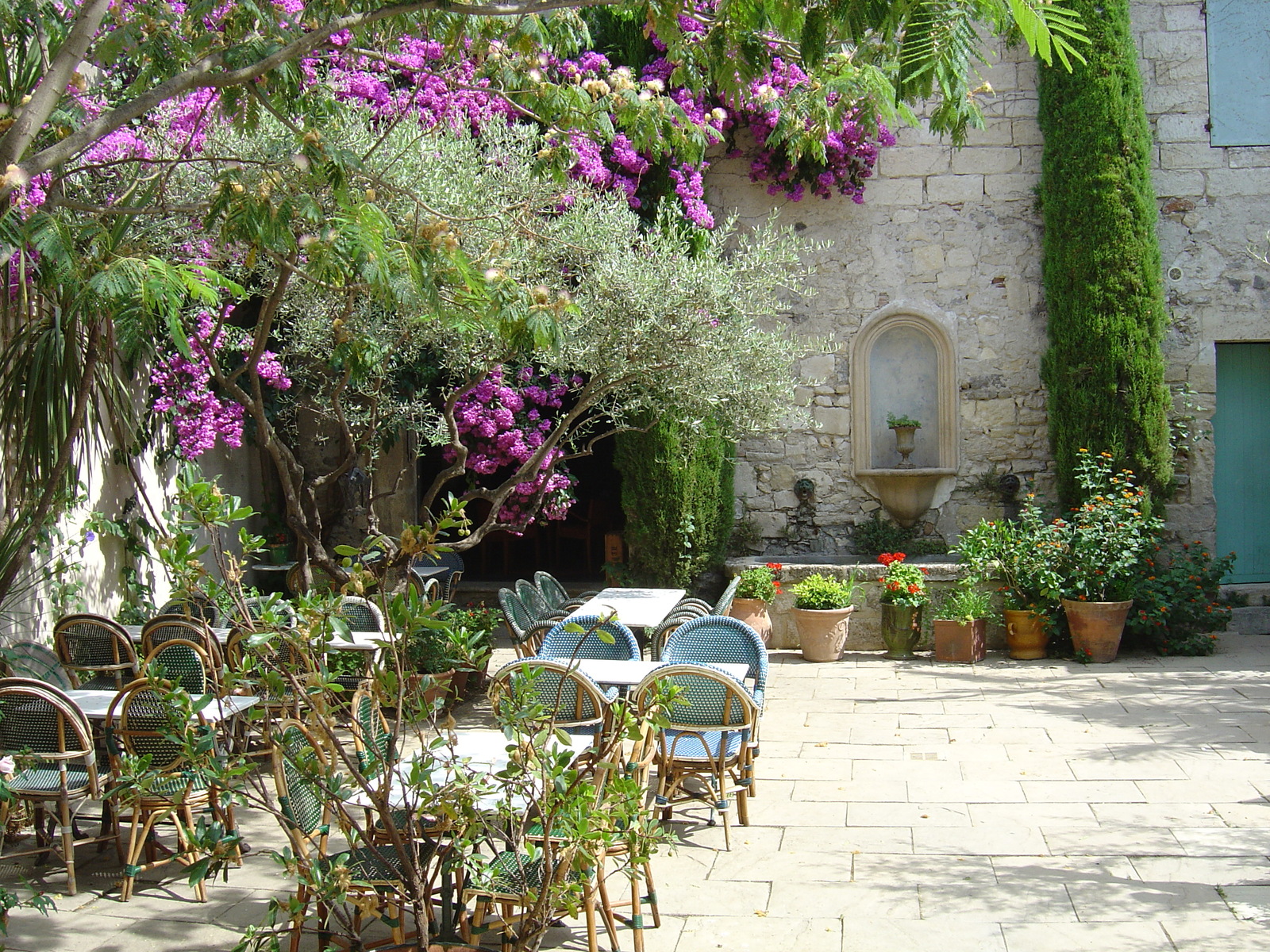 รูปถ่าย ฝรั่งเศส(France) แอก-มอร์ต(Aigues Mortes) โรงแรมเลเต็งปลีเย(Les Templiers Hotel) 2004-08 8