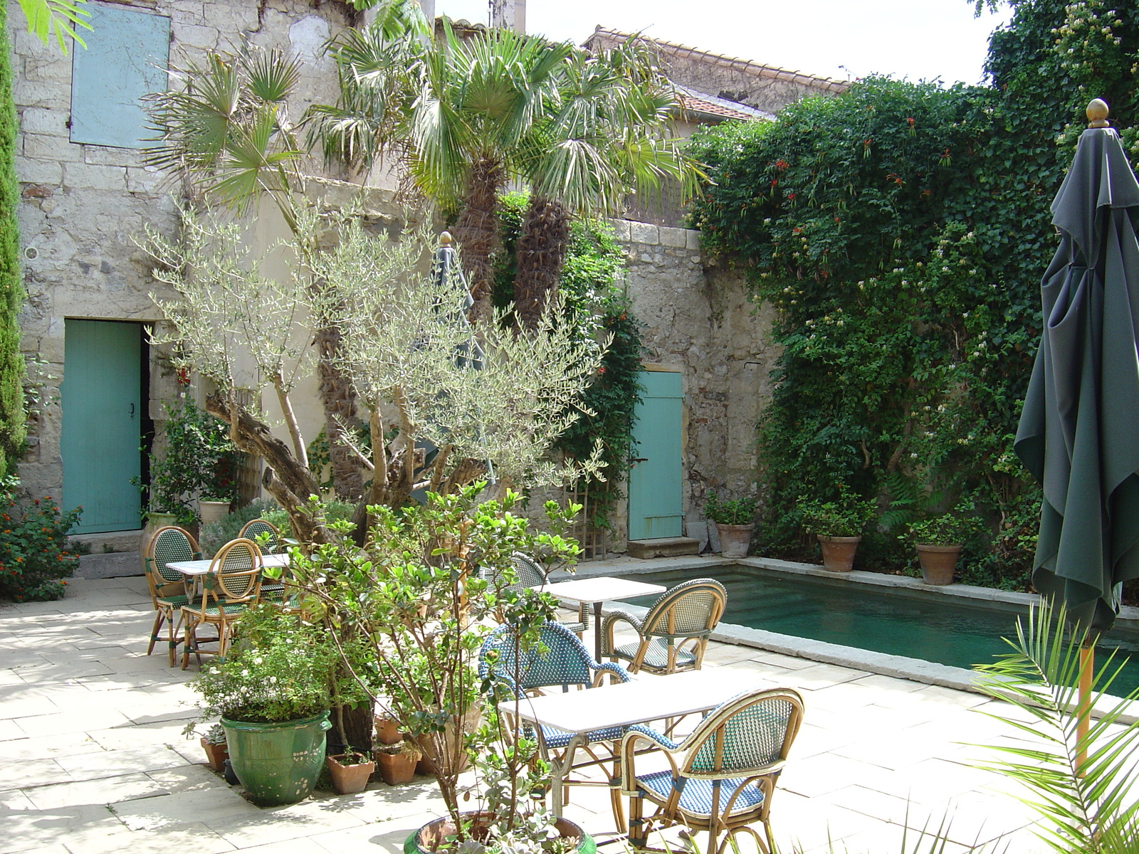 รูปถ่าย ฝรั่งเศส(France) แอก-มอร์ต(Aigues Mortes) โรงแรมเลเต็งปลีเย(Les Templiers Hotel) 2004-08 6