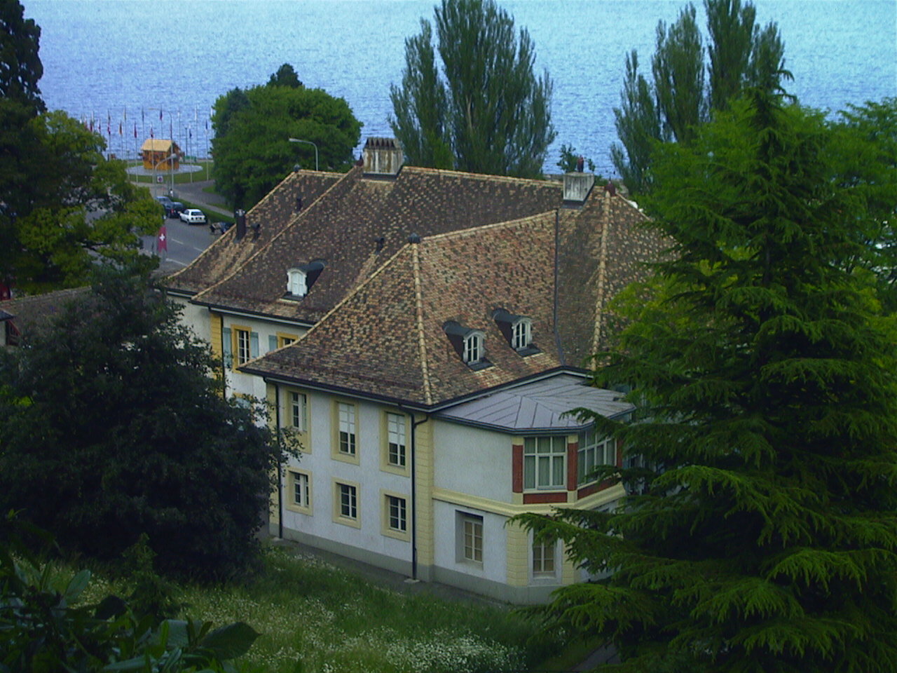 รูปถ่าย สวิสเซอร์แลนด์(Switzerland) นีออน(Nyon) 1999-06 6