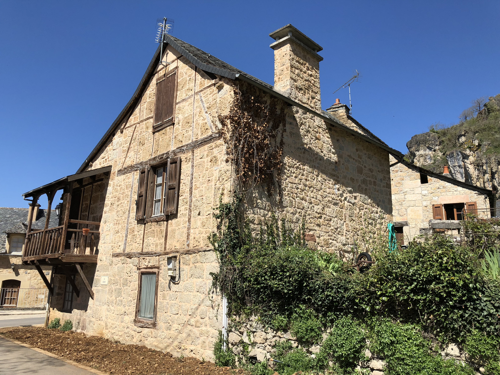 รูปถ่าย ฝรั่งเศส(France) ซาล-ลา-ซูร์ส(Salles la Source) 2018-04 77