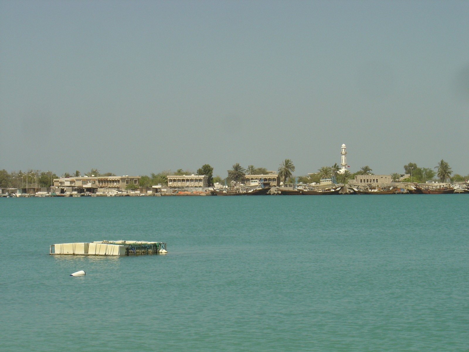 รูปถ่าย สหรัฐอาหรับเอมิเรตส์(United Arab Emirates) อุมม์อัลก็อยวัยน์(Umm al Quwain) 2005-03 9