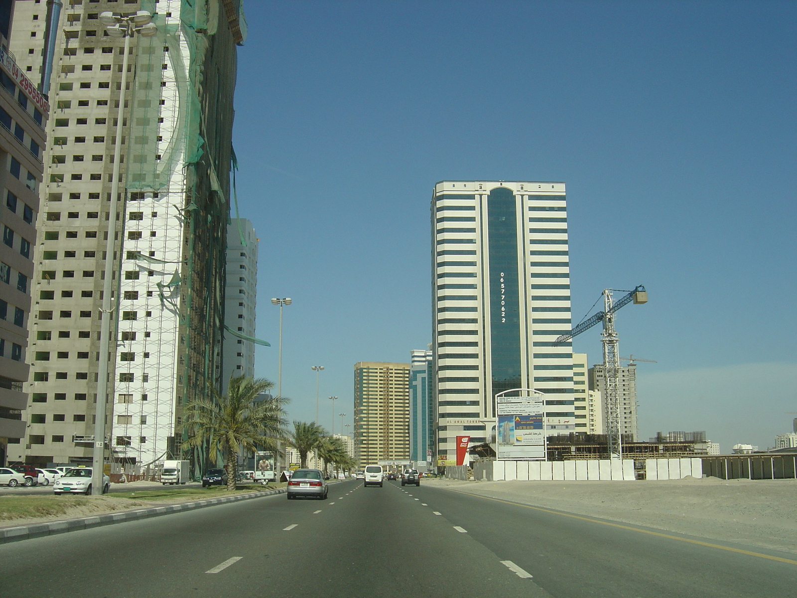 รูปถ่าย สหรัฐอาหรับเอมิเรตส์(United Arab Emirates) ชาร์จา(Sharjah) 2005-03 1