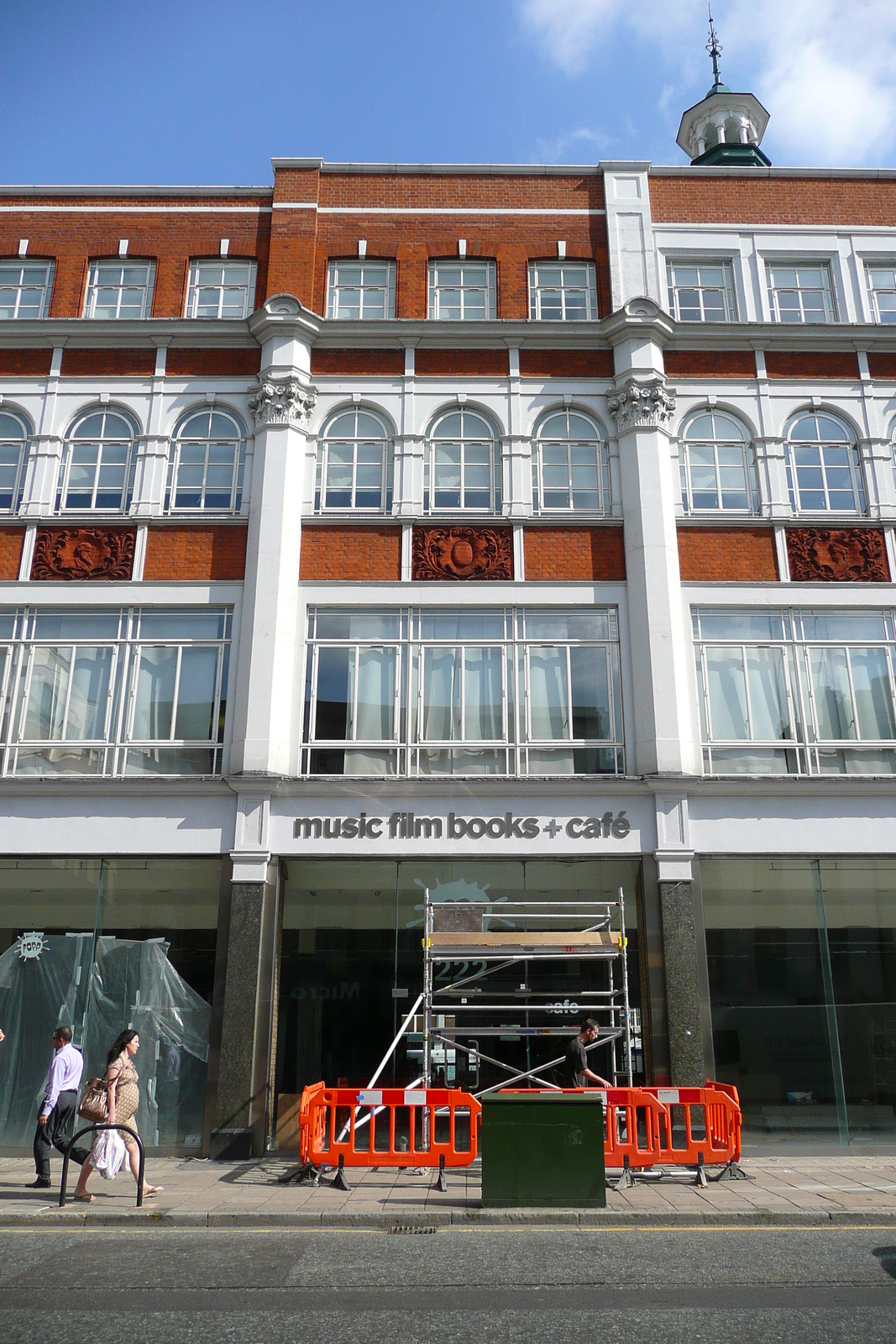 รูปถ่าย อังกฤษ(United Kingdom) ลอนดอน(London) ถนนท็อตแนมคอร์ต(Tottenham Court Road) 2007-09 77
