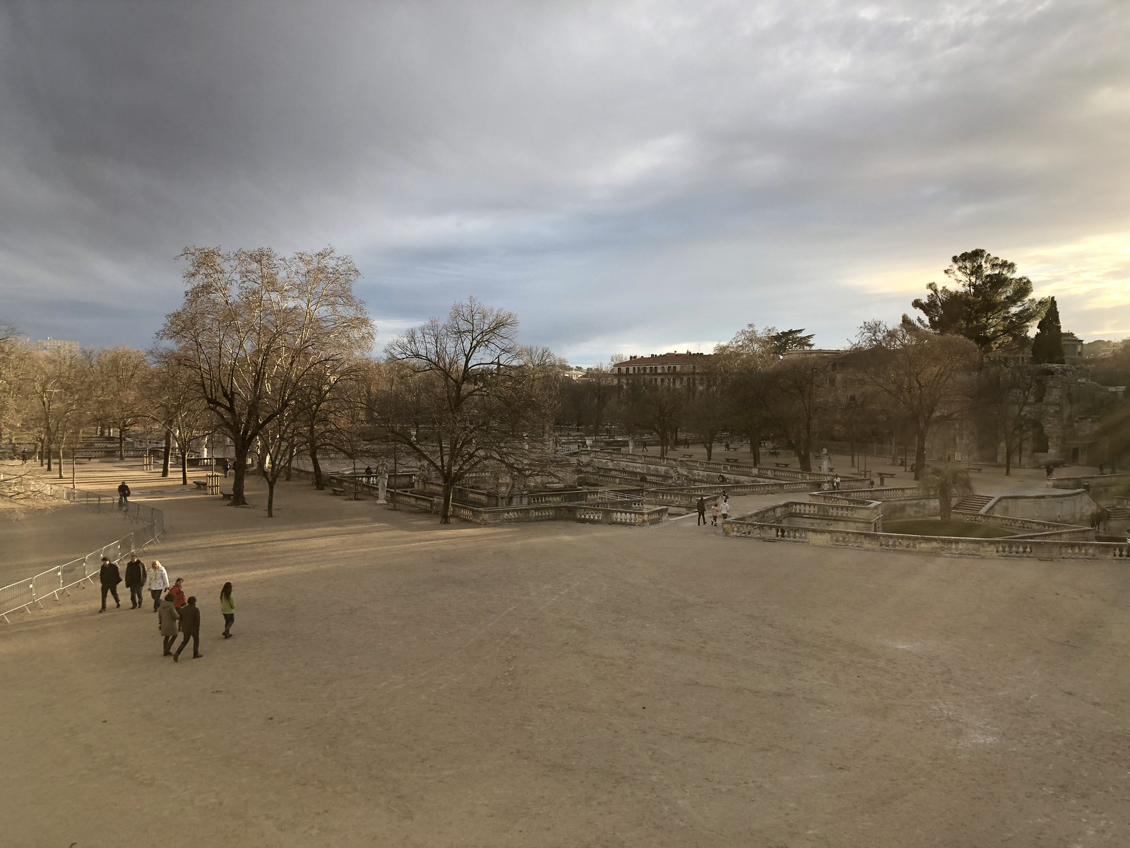 รูปถ่าย ฝรั่งเศส(France) นีเมอ(Nimes) 2018-02 6