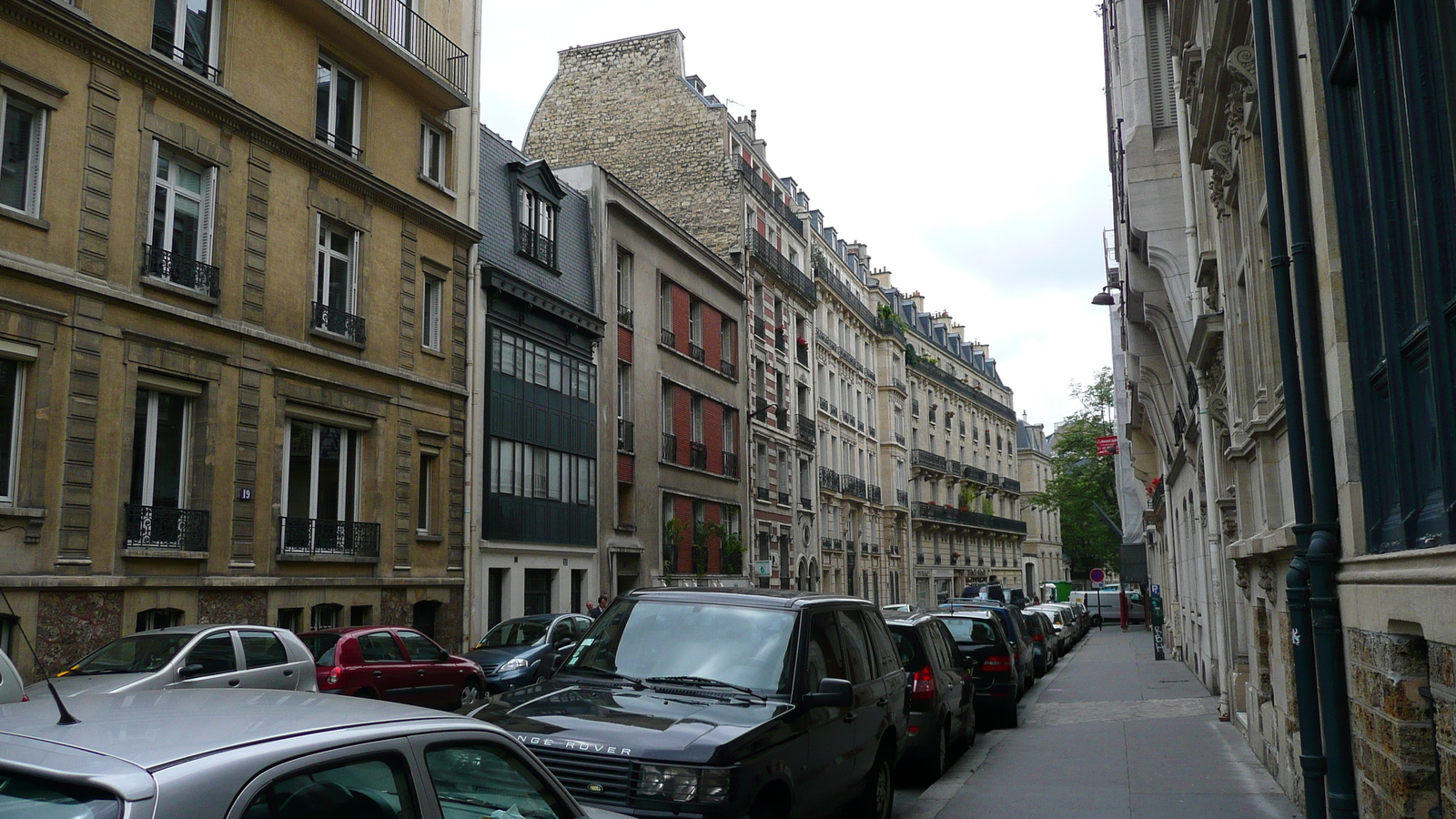 รูปถ่าย ฝรั่งเศส(France) ปารีส(Paris) คุ้มที่ 17 (17th Arrondissement) ถนนเลวี(Rue Levis) 2007-05 21