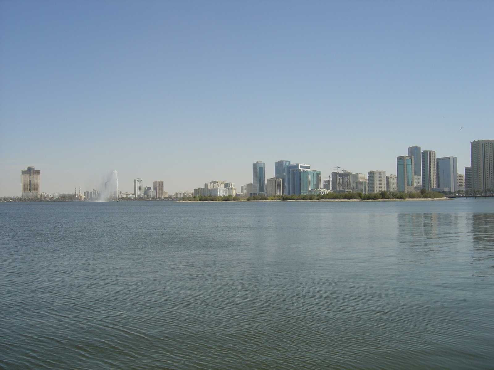รูปถ่าย สหรัฐอาหรับเอมิเรตส์(United Arab Emirates) ชาร์จา(Sharjah) 2005-03 5
