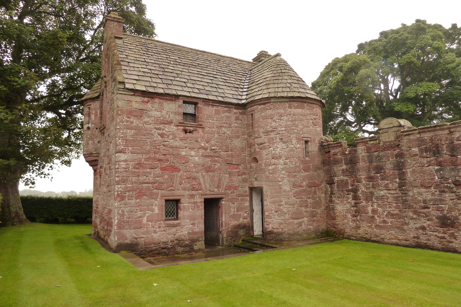 รูปถ่าย อังกฤษ(United Kingdom) สกอตแลนด์(Scotland) ปราสาทเอดเซล(Edzell Castle) 2011-07 53
