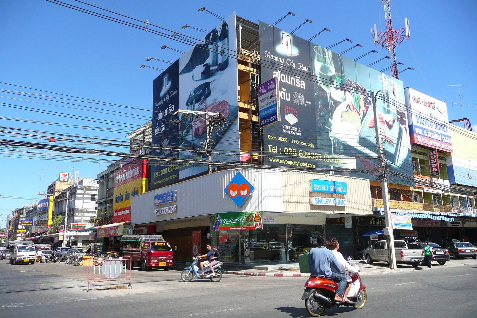 รูปถ่าย ไทย(Thailand) ถนนจากพัทยาไปเกาะเสม็ด(Pattaya to Ko Samet road) 2008-12 58