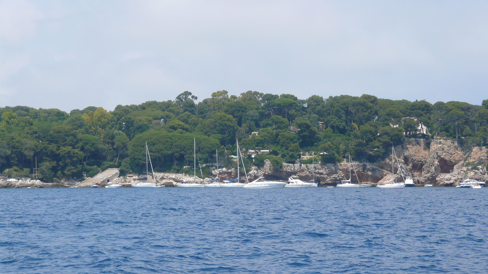 รูปถ่าย ฝรั่งเศส(France) แหลมอ็องตีบ(Cap d'Antibes) อ่าวลาร์ฌ็องโฟ(Anse de l'Argent Faux) 2007-07 3