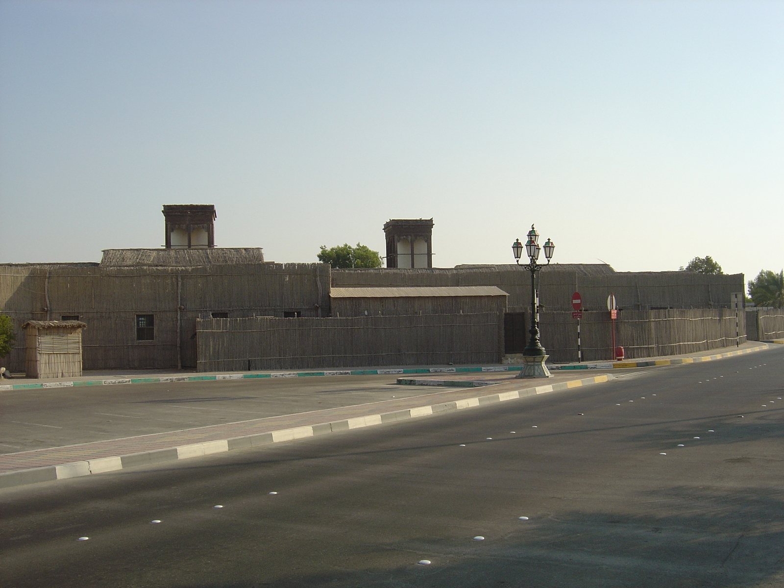 รูปถ่าย สหรัฐอาหรับเอมิเรตส์(United Arab Emirates) อาบูดาบี(Abu Dhabi) 2005-09 69