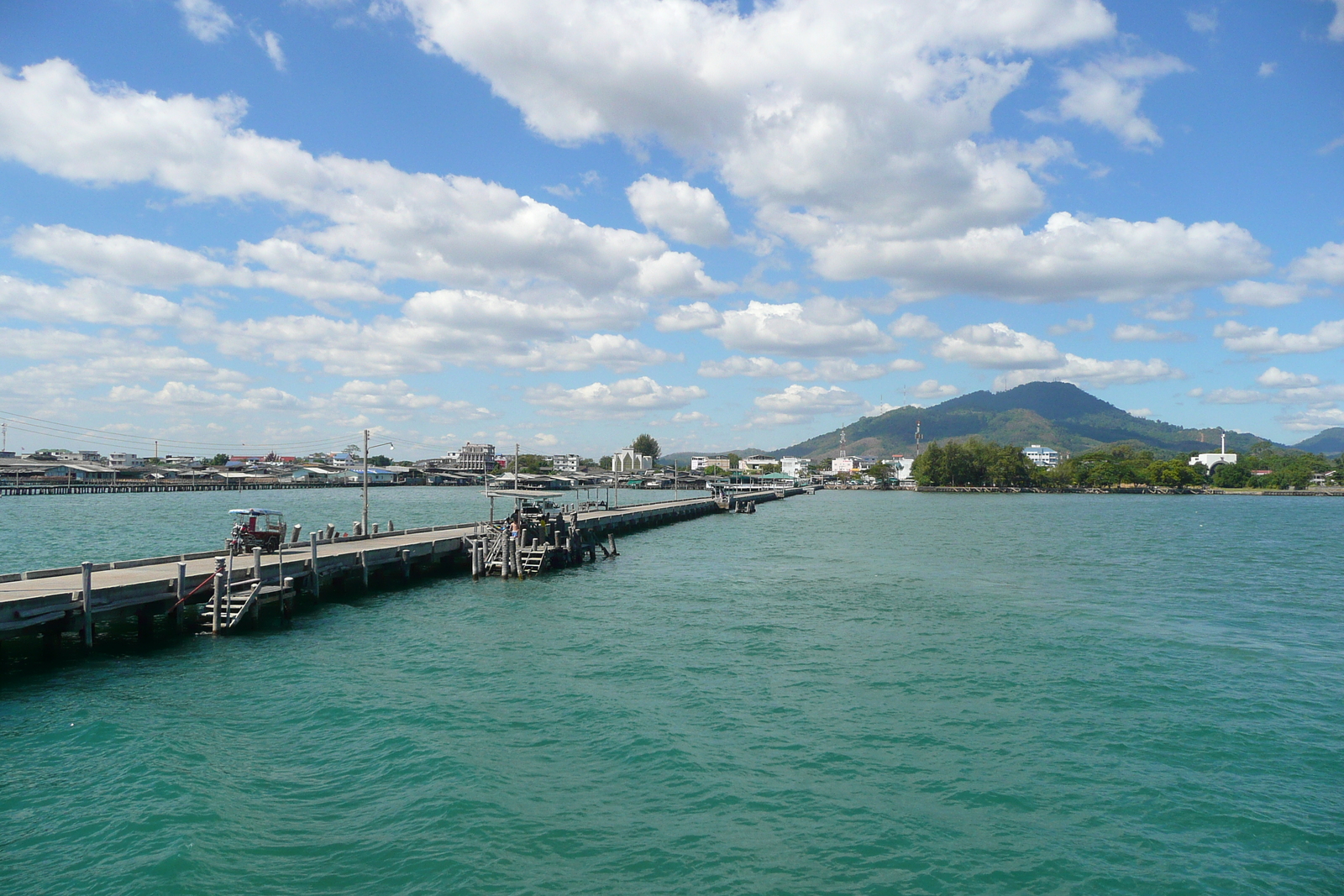 รูปถ่าย ไทย(Thailand) ถนนจากพัทยาไปเกาะเสม็ด(Pattaya to Ko Samet road) 2008-12 47