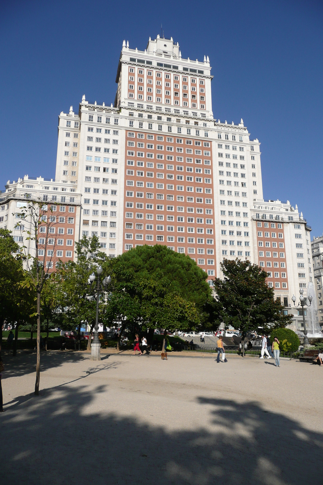 รูปถ่าย สเปน(Spain) มาดริค(Madrid) จัตุรัสเอสปัญญา(Plaza de Espana) 2007-09 63