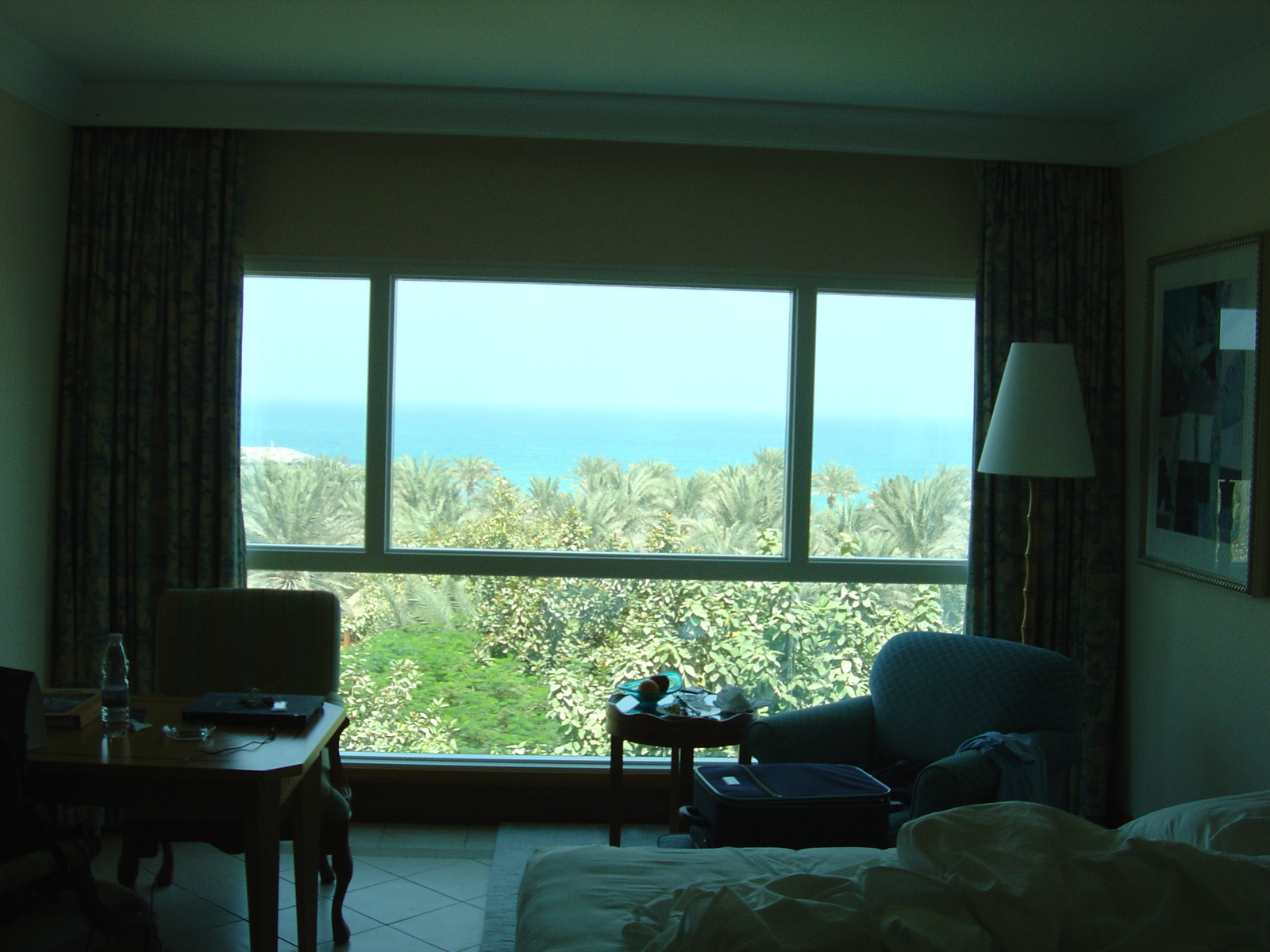 รูปถ่าย สหรัฐอาหรับเอมิเรตส์(United Arab Emirates) ดูไบ(Dubai) โรงแรมเชอราตัน จุมัยเราะห์บีช(Sheraton Jumeirah Beach Hotel) 2005-09 0