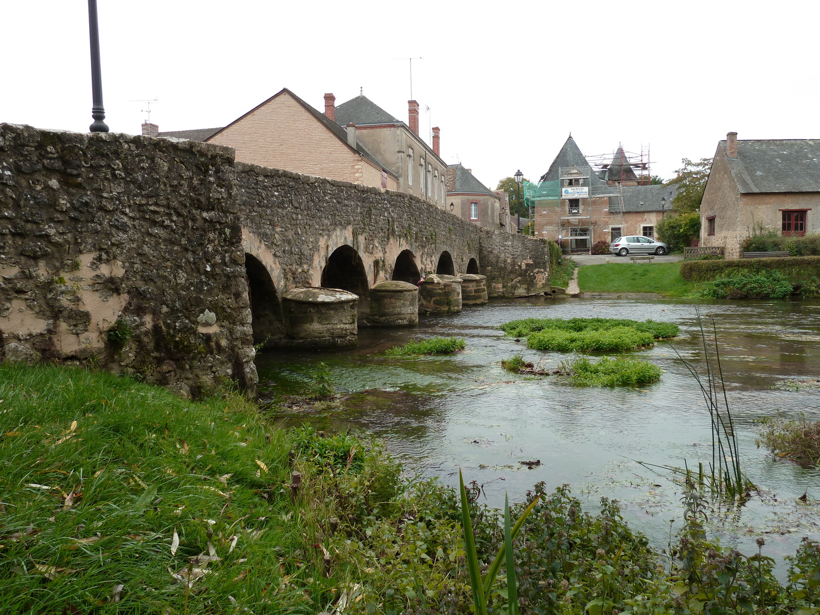 รูปถ่าย ฝรั่งเศส(France) อาญีแยร์-ซูร์-แวกร์(Asnieres sur Vegre) 2010-11 20