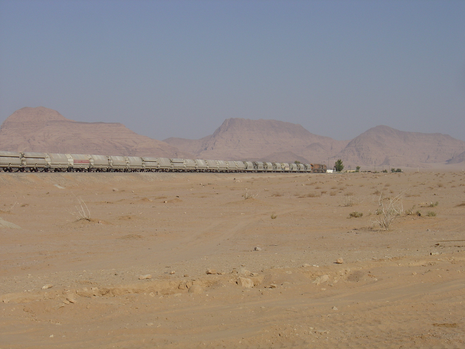 รูปถ่าย จอร์แดน(Jordan) ทะเลทรายวาดีรัม(Wadi Rum Desert) 2004-10 72