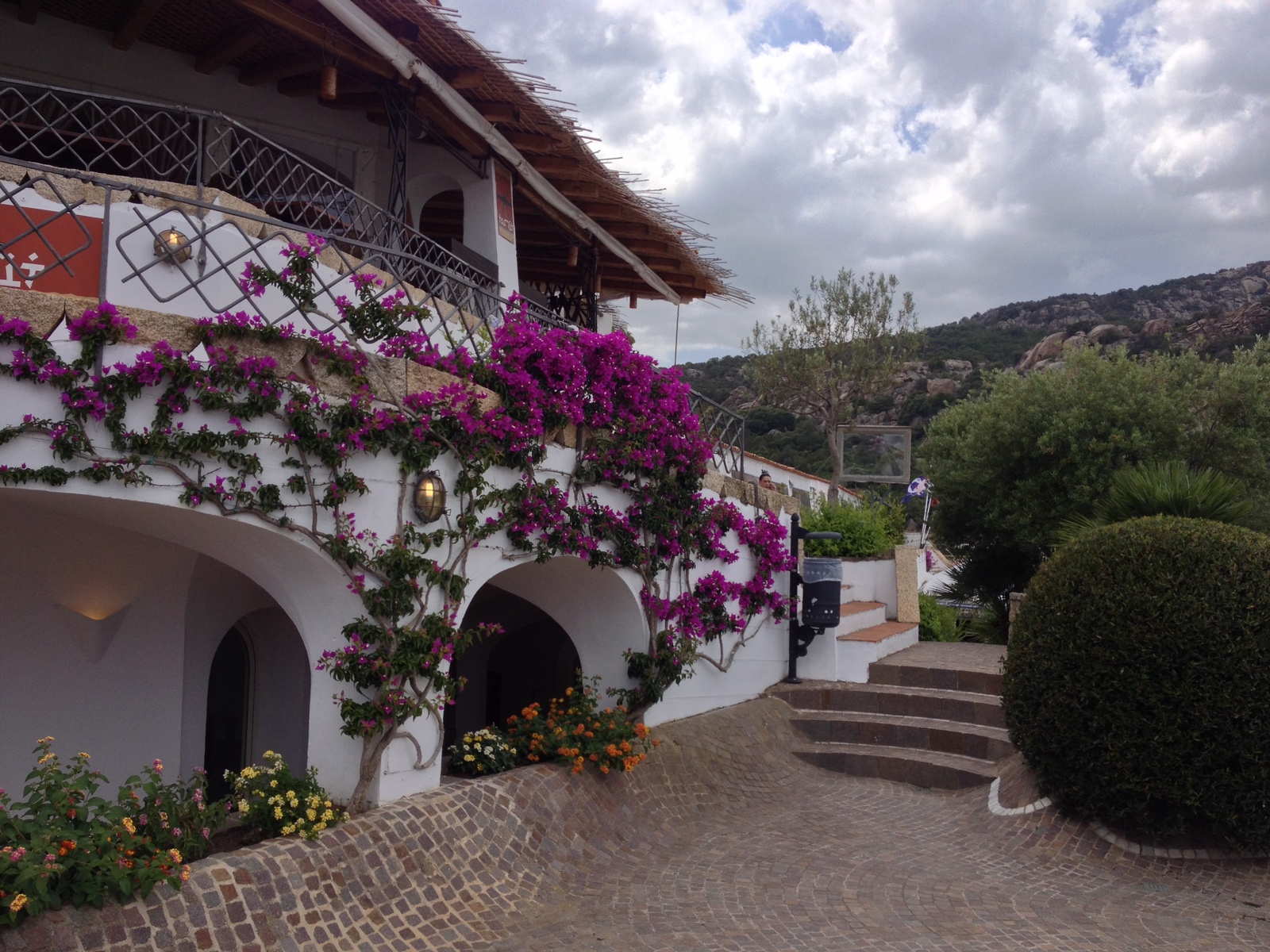 รูปถ่าย อิตาลี(Italy) ซาร์ดิเนีย(Sardinia) ปอลตูกวาตู(Poltu Quatu) 2015-06 8