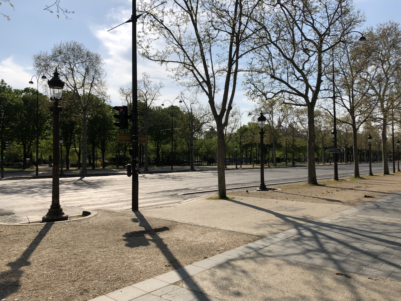 รูปถ่าย ฝรั่งเศส(France) ปารีสช่วงล็อกดาวน์(Paris lockdown) 2020-04 172