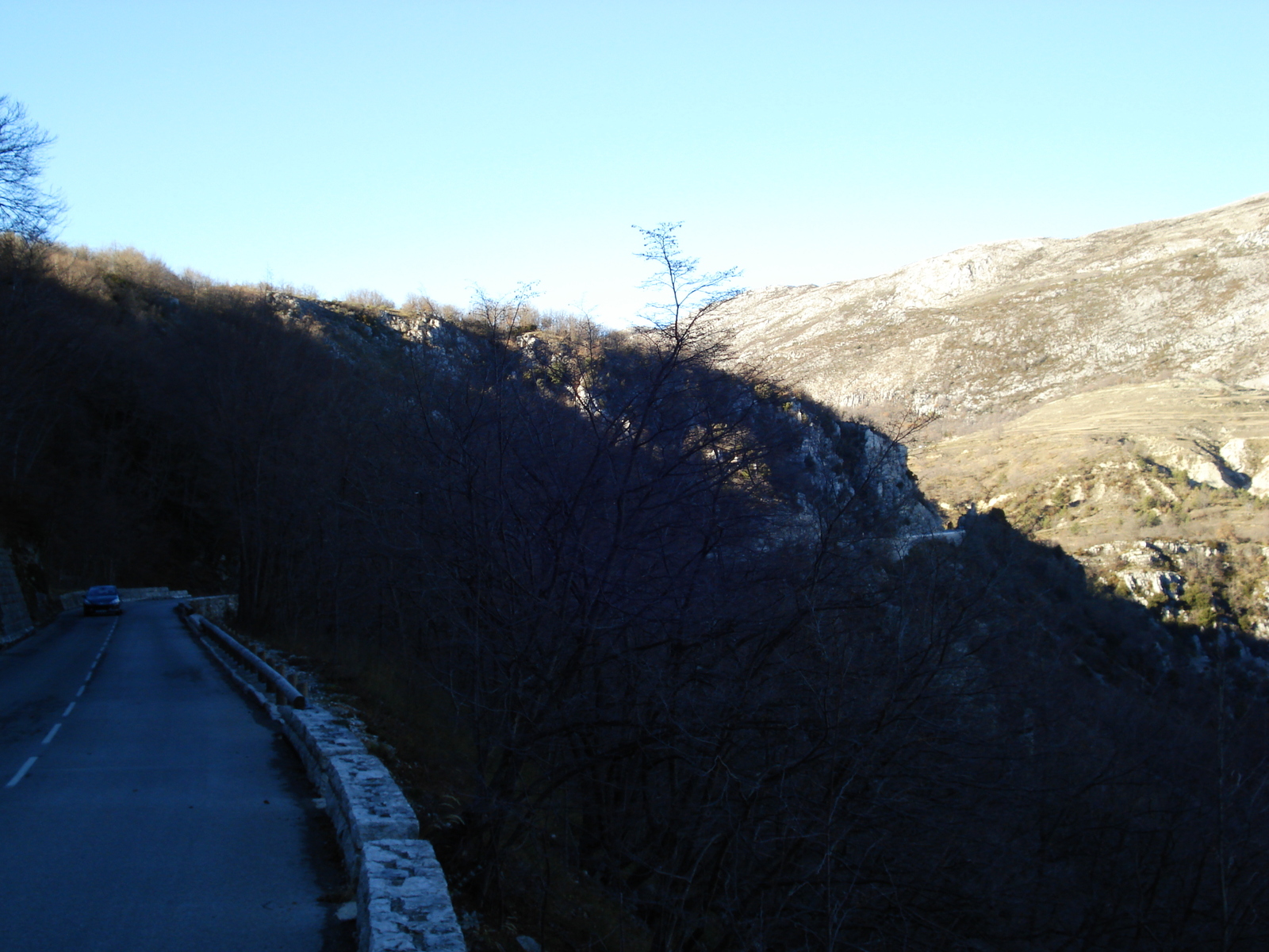 รูปถ่าย ฝรั่งเศส(France) เฟรนช์ริวิเอรา(French Riviera) ถนนจากว็องส์ไปกูร์เซอกูล(Vence to Coursegoule road) 2007-01 30