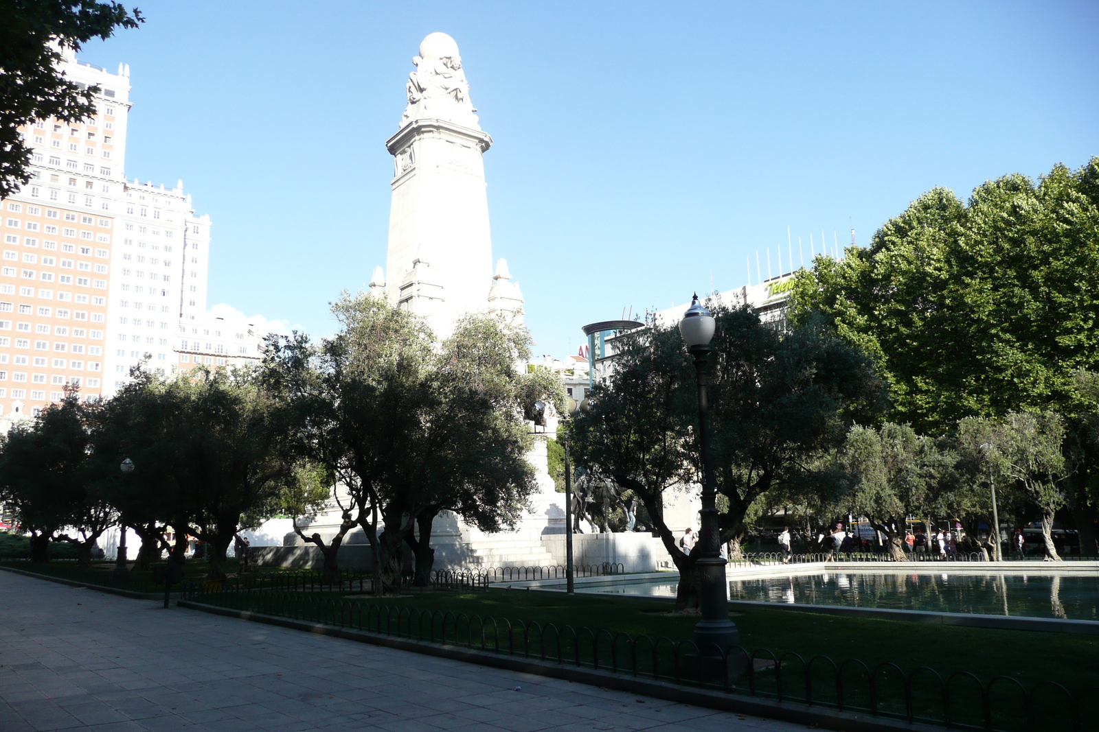 รูปถ่าย สเปน(Spain) มาดริค(Madrid) จัตุรัสเอสปัญญา(Plaza de Espana) 2007-09 69