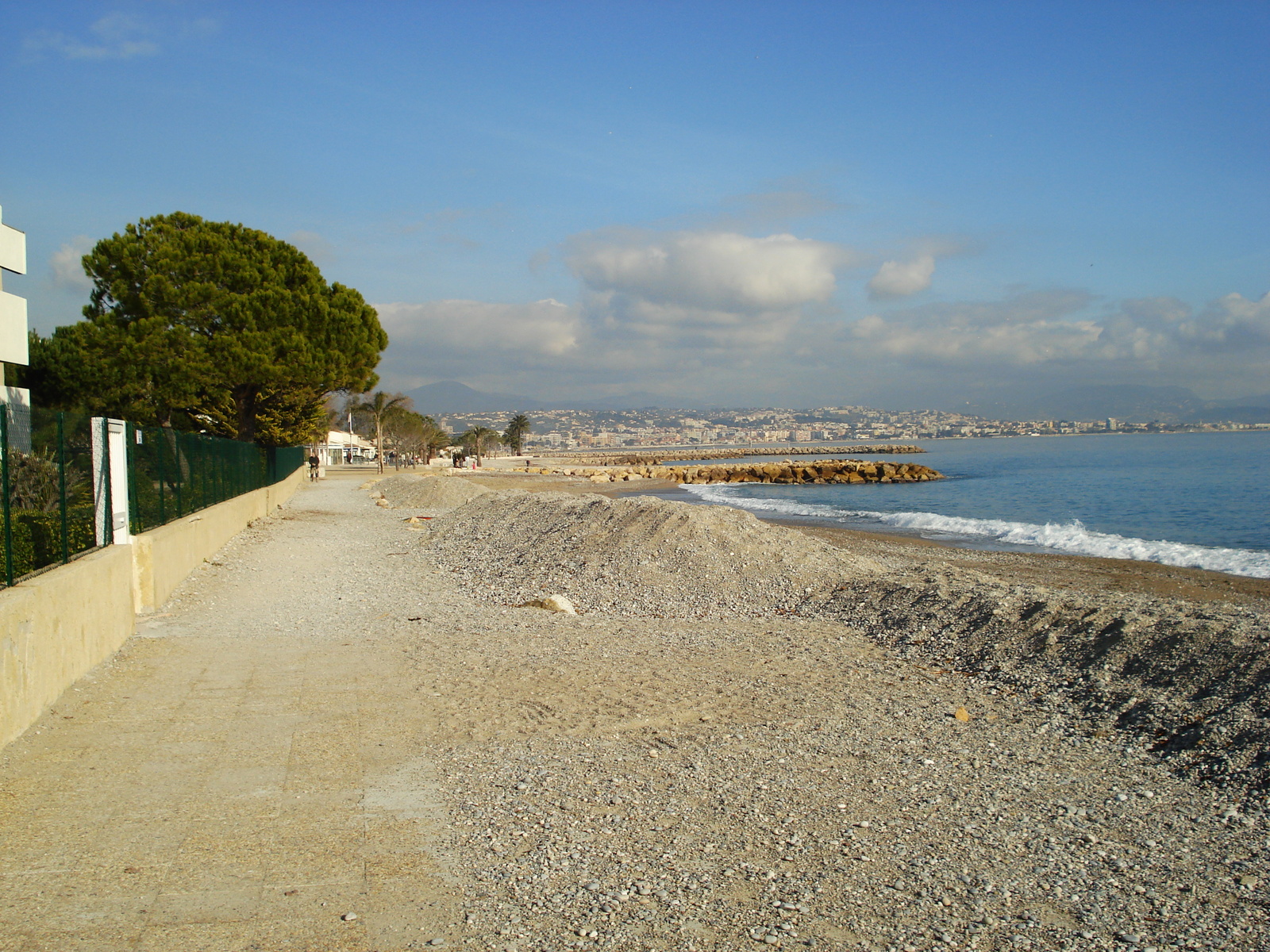 รูปถ่าย ฝรั่งเศส(France) วีลเนิฟ-ลูแบ(Villeneuve Loubet) หาดวีลเนิฟ-ลูแบ(Villeneuve Loubet Beach) 2007-01 26