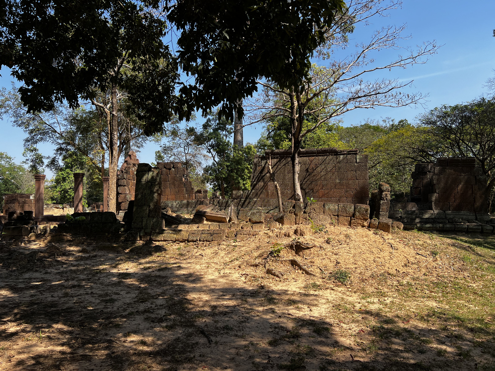 รูปถ่าย กัมพูชา(Cambodia) เสียมราฐ(Siem Reap) ปราสาทบันทายศรี(Banteay Srei) 2023-01 37