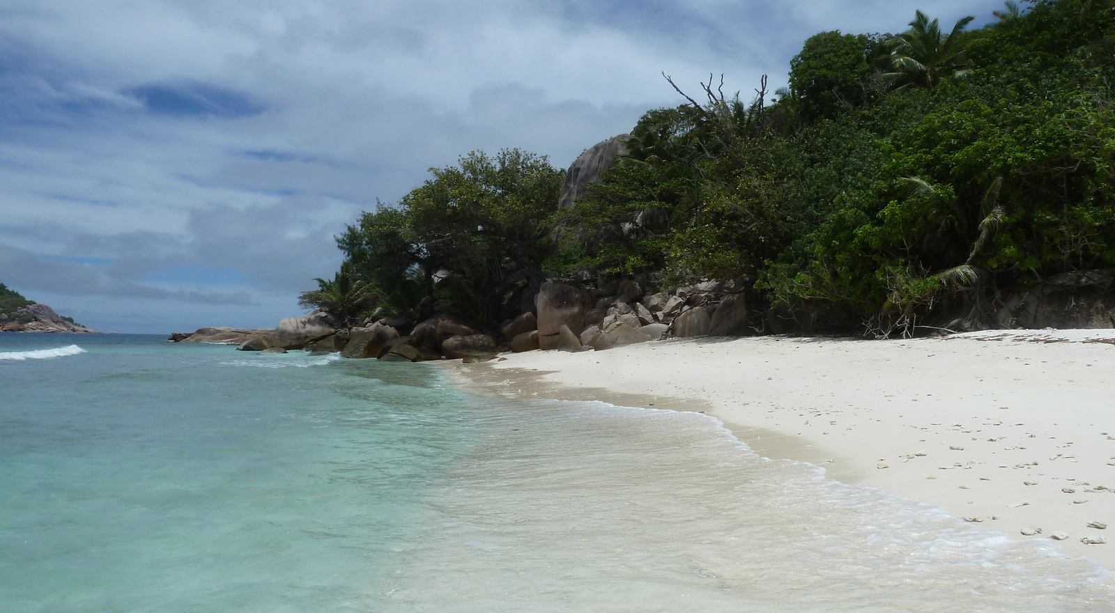รูปถ่าย เซเชลส์(Seychelles) เกาะกร็องด์เซอร์(Grande Soeur) 2011-10 69