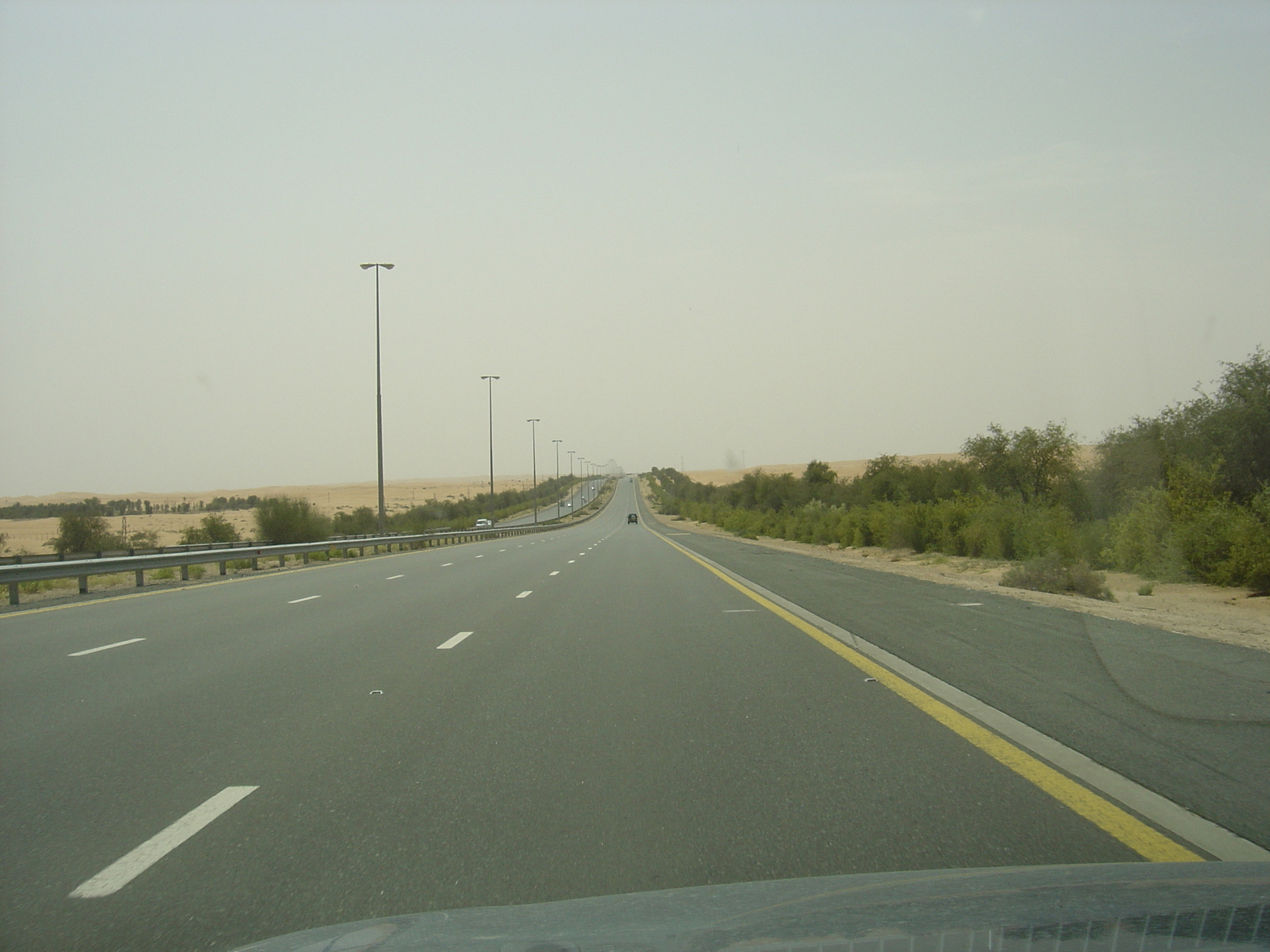 รูปถ่าย สหรัฐอาหรับเอมิเรตส์(United Arab Emirates) จากดูไบไปถนนอัลอิน(Dubai to Al Ain road) 2005-03 29