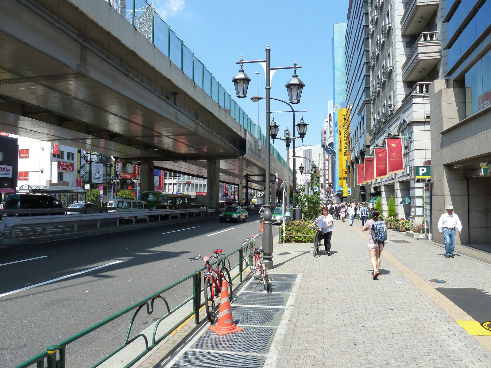 รูปถ่าย ญี่ปุ่น(Japan) โตเกียว(Tokyo) รปปงงิฮิลส์(Roppongi Hills) 2010-06 55