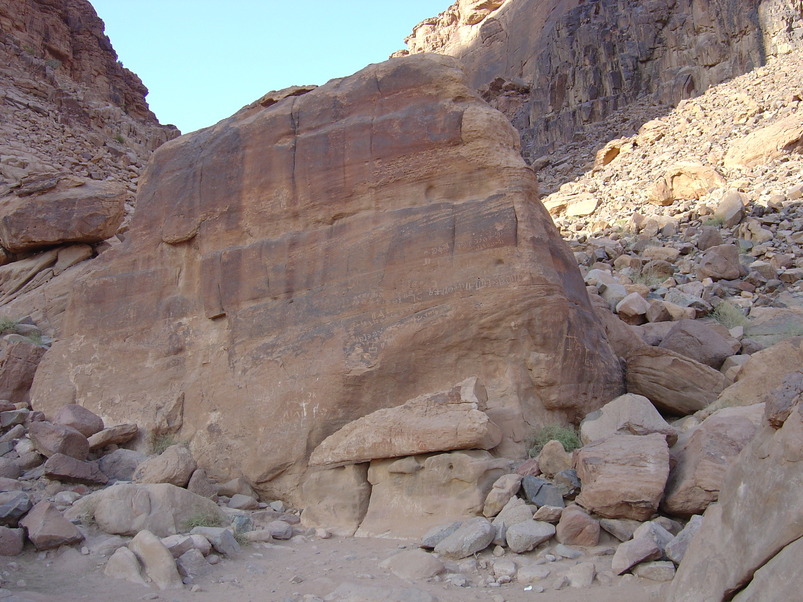 รูปถ่าย จอร์แดน(Jordan) ทะเลทรายวาดีรัม(Wadi Rum Desert) 2004-10 33