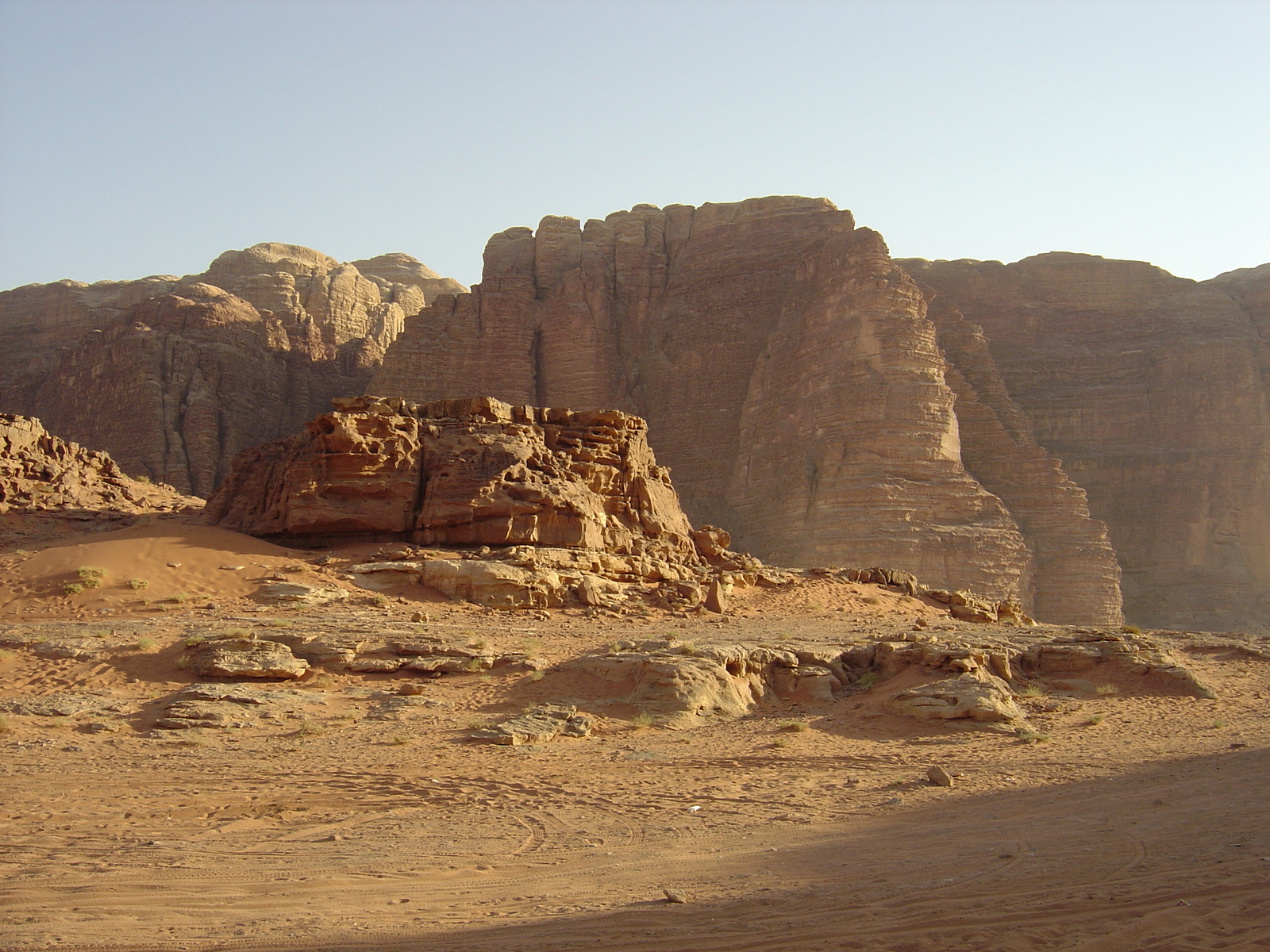 รูปถ่าย จอร์แดน(Jordan) ทะเลทรายวาดีรัม(Wadi Rum Desert) 2004-10 71