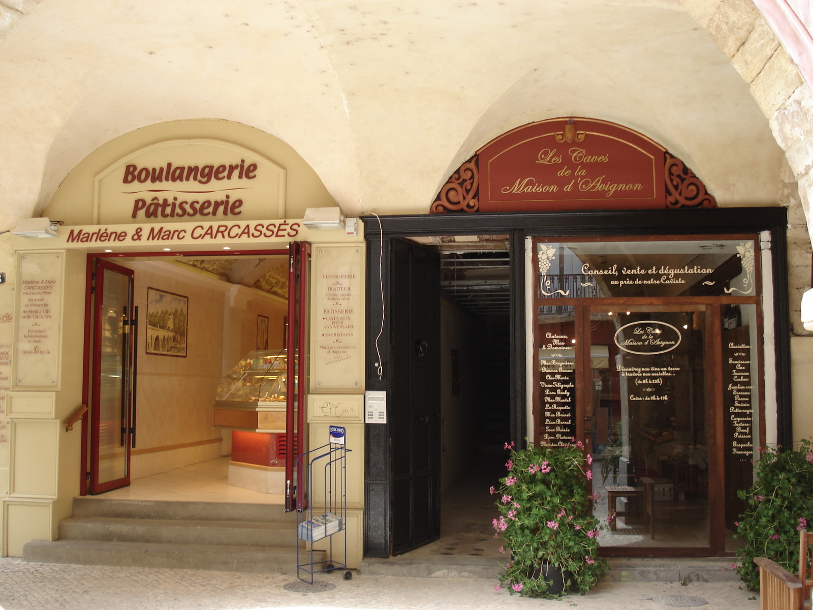 รูปถ่าย ฝรั่งเศส(France) โซเมียร์(Sommieres) 2006-06 113