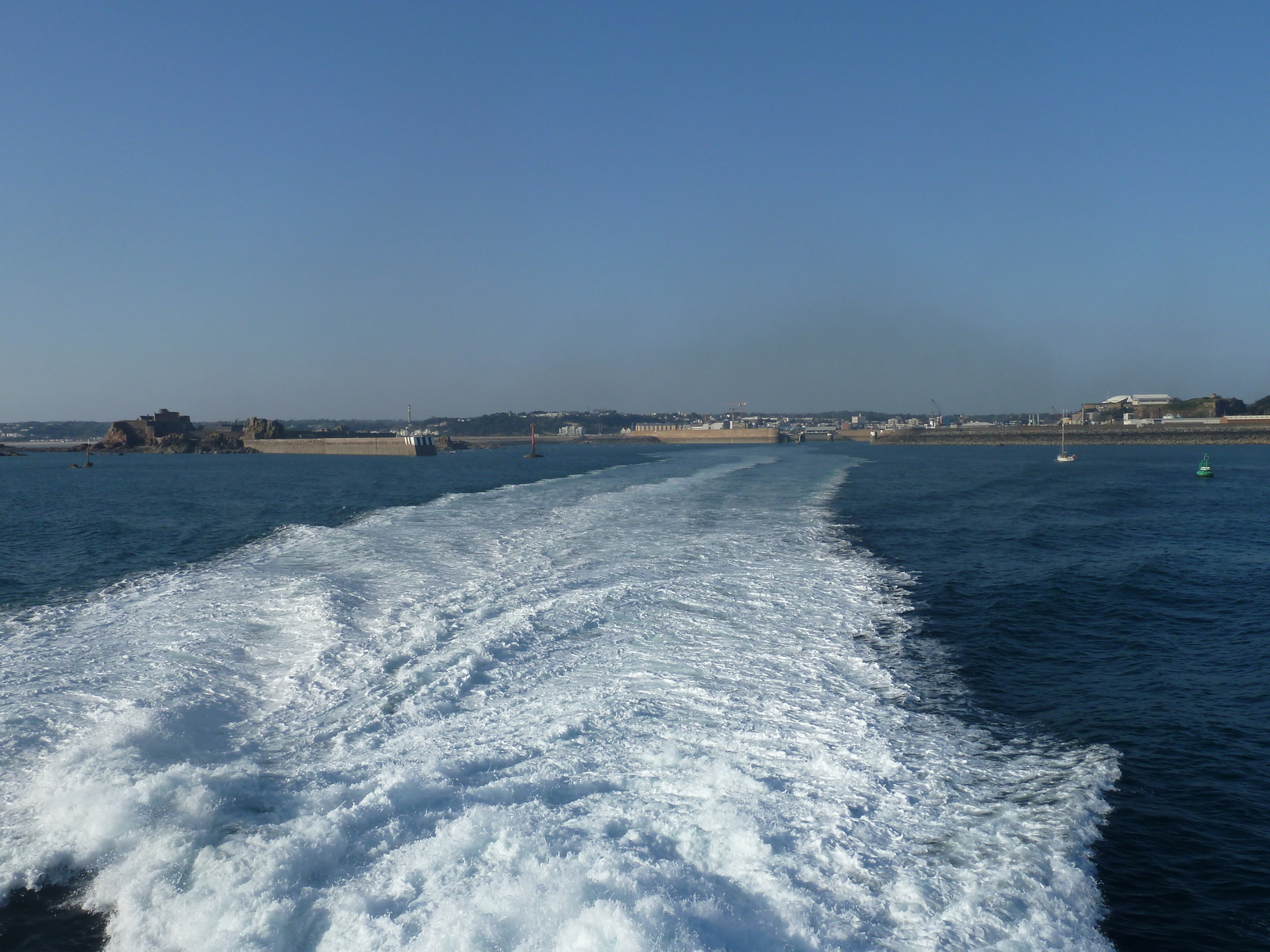 รูปถ่าย ฝรั่งเศส(France) เรือจากแซ็งมาโลไปเจอร์ซีย์(Boat from St Malo to Jersey) 2010-04 28
