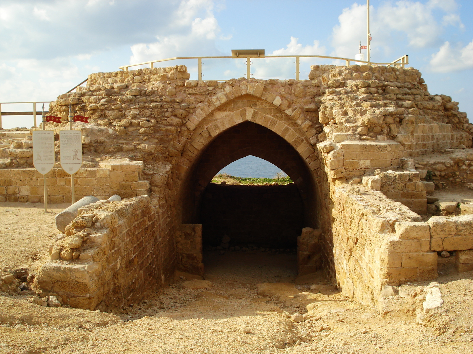 รูปถ่าย อิสราเอล(Israel) อปอลโลเนีย(Apollonia) 2006-12 10