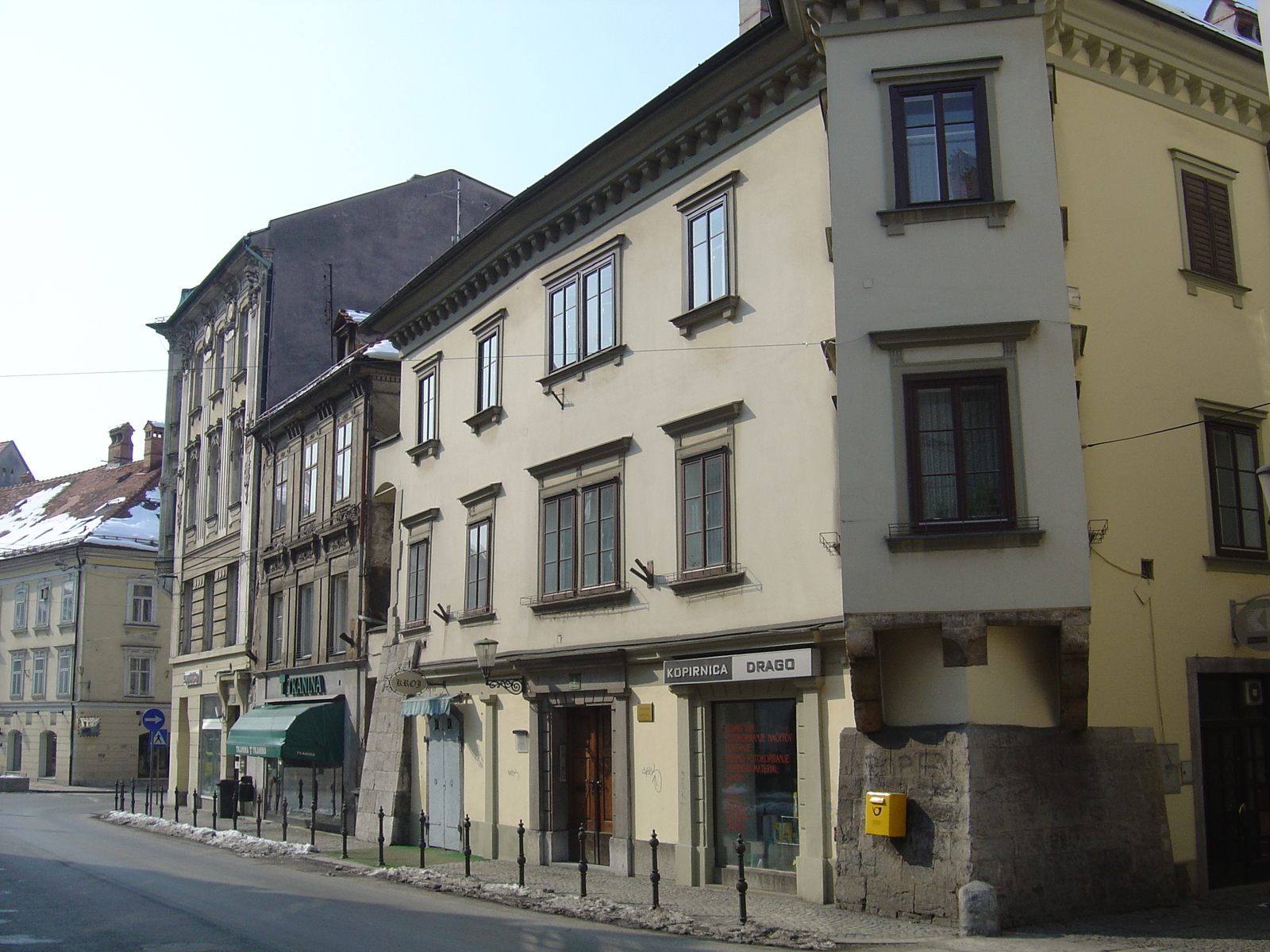 รูปถ่าย สโลวีเนีย(Slovenia) ลีอูบลีอานา(Ljubljana) 2005-03 30