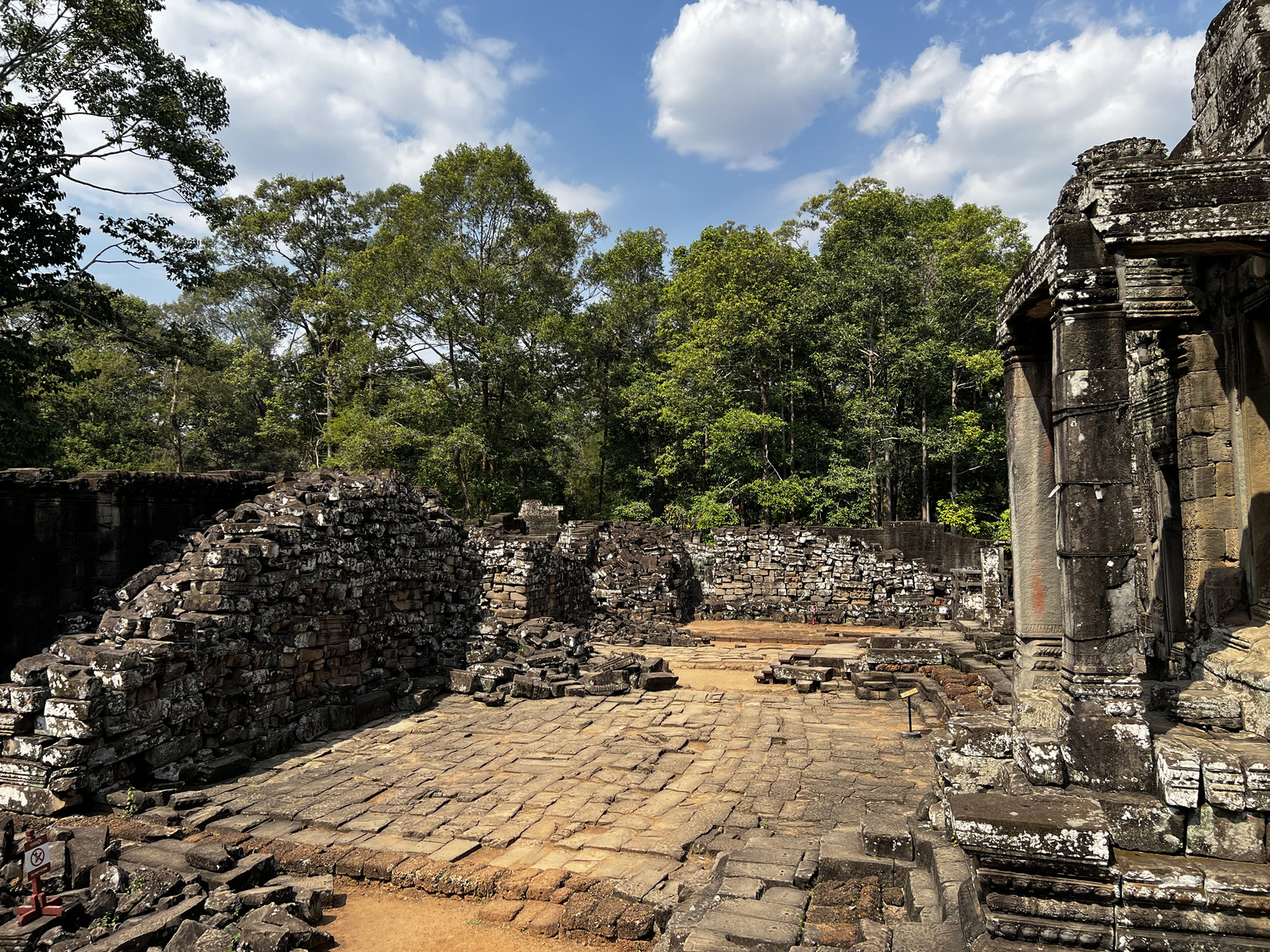 รูปถ่าย กัมพูชา(Cambodia) เสียมราฐ(Siem Reap) ปราสาทบายน(Bayon) 2023-01 142