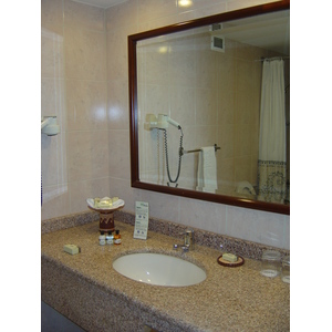 รูปถ่าย จอร์แดน(Jordan) เปตร้า(Petra) โรงแรมเมอเวนพิค(Movenpick Hotel) 2004-10 19