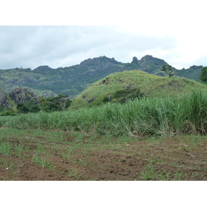 รูปถ่าย ฟิจิ(Fiji) ถนนจากนาดีไปเลาโตกา(Nadi to Lautoka road) 2010-05 5