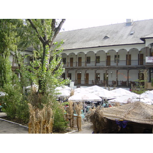 รูปถ่าย โรมาเนีย(Romania) บูคาเรสต์(Bucharest) 2003-10 11