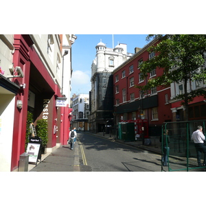 รูปถ่าย อังกฤษ(United Kingdom) ลอนดอน(London) ถนนเกรตวินด์มิลล์(Great Windmill Street) 2007-09 11