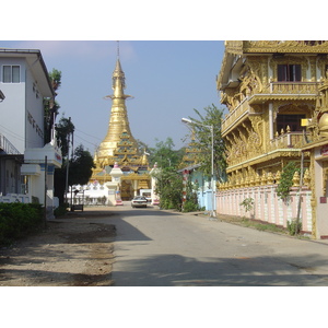 รูปถ่าย พม่า(Myanmar) ย่างกุ้ง(Yangon) 2005-01 82