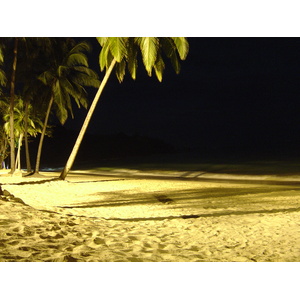 รูปถ่าย ไทย(Thailand) เขาหลัก(Khao Lak) โรงแรมเลอเมอริเดียน เขาหลัก(Meridien Khao Lak Hotel) สีสันกลางคืน(By Night) 2005-12 30