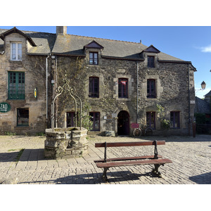 รูปถ่าย ฝรั่งเศส(France) รอชฟอร์-อ็อง-แตร์(Rochefort en terre) 2026-04 25