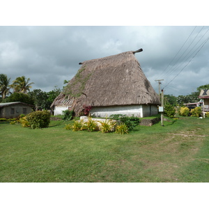 รูปถ่าย ฟิจิ(Fiji) ถนนจากนาดีไปนาตาโดลา(Nadi to Natadola road) 2010-05 38