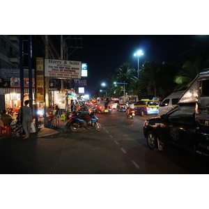 รูปถ่าย ไทย(Thailand) พัทยา(Pattaya) ถนนเลียบชายหาด(Beach Road) 2016-12 0
