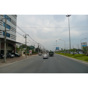 รูปถ่าย ไทย(Thailand) ชลบุรี(Chonburi) ถนนสุขุมวิท(Sukhumvit road) 2008-01 123